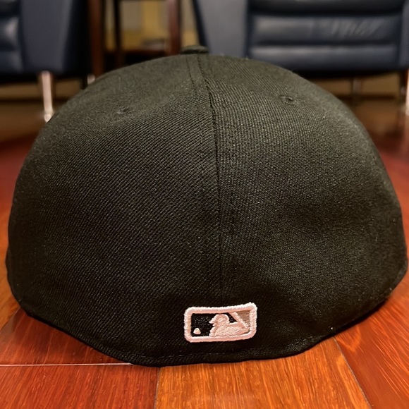 New Era Chicago White Sox Baseball Cap | 7 5/8 | Authentic, unworn with tags - Picture 3 of 3